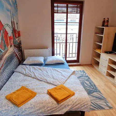 Apartament 100 Steps From Rynek